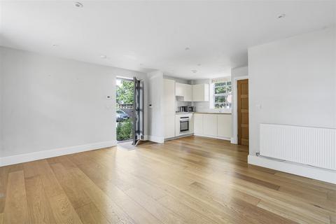 undefined, Trenchard Lane, Caversfield