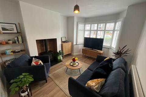 3 bedroom semi-detached house for sale, Boundary Avenue, Rowley Regis B65