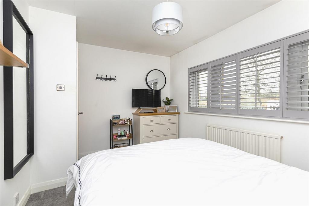 Bramleys Estate Agents - Cross Lane - Stocksmoor (
