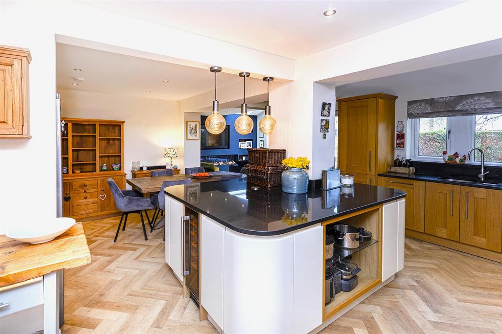 Bramleys Estate Agents - Cross Lane - Stocksmoor (