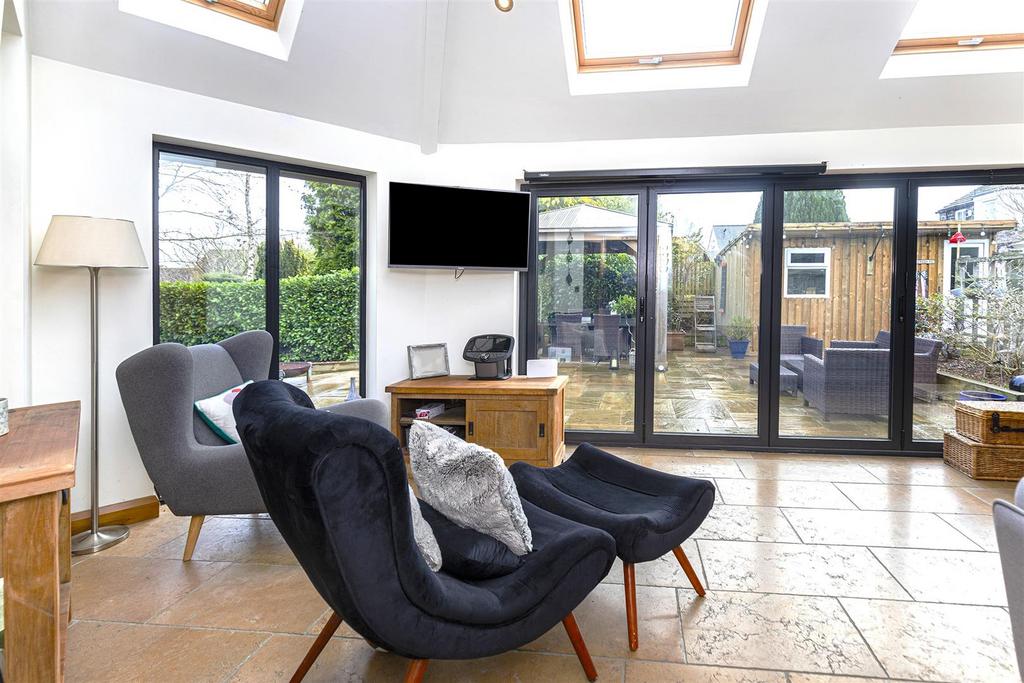 Bramleys Estate Agents - Cross Lane - Stocksmoor (