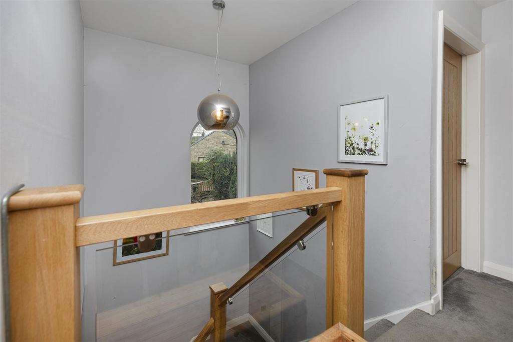 Bramleys Estate Agents - Cross Lane - Stocksmoor (