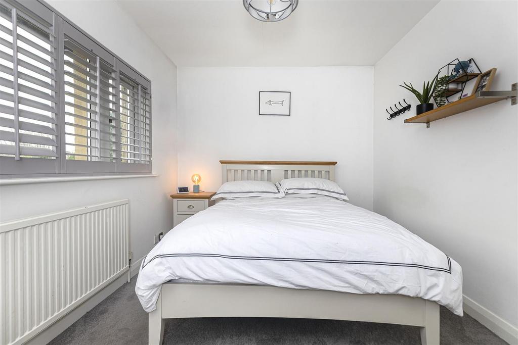 Bramleys Estate Agents - Cross Lane - Stocksmoor (