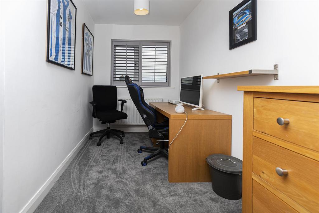 Bramleys Estate Agents - Cross Lane - Stocksmoor (
