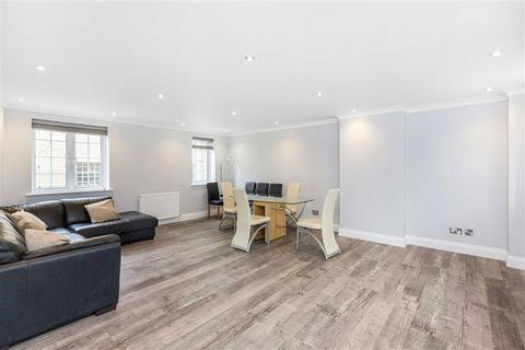 3 bedroom flat to rent, Macklin Street, London WC2B