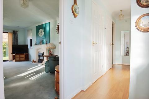 2 bedroom bungalow for sale, Eastleigh SO50