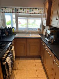 3 bedroom semi-detached house to rent, Stafford Way, Hassocks, BN6