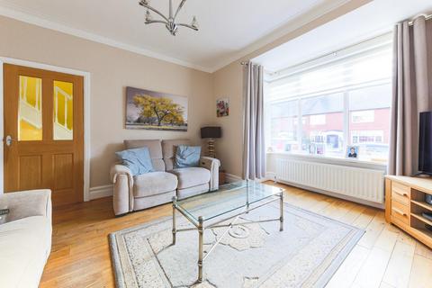 4 bedroom semi-detached house for sale, High View, Wallsend, NE28