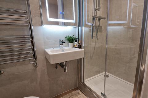 2 bedroom flat to rent, Belsize Crescent, Belsize Village, NW3
