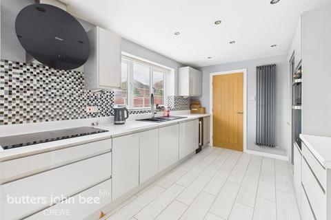 4 bedroom detached house for sale, Beltony Drive, Crewe