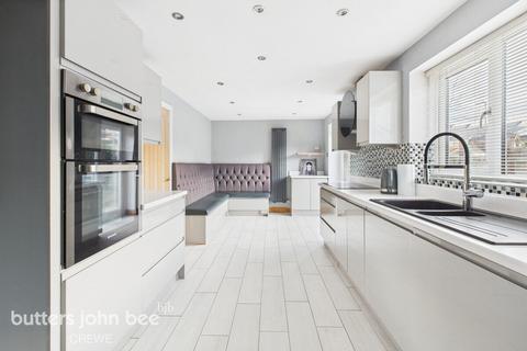 4 bedroom detached house for sale, Beltony Drive, Crewe