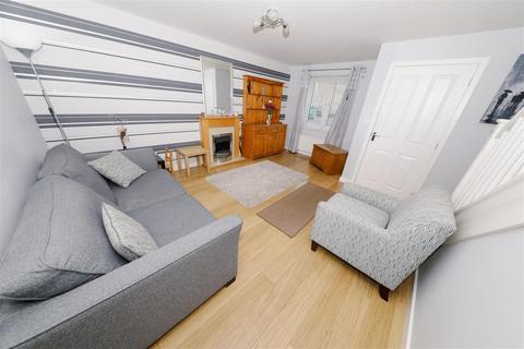 3 bedroom end of terrace house for sale, Woodlea Grove, Glenrothes