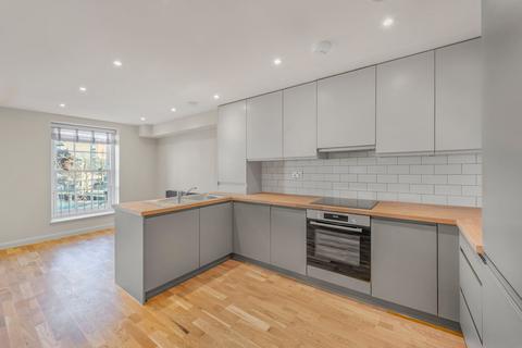 1 bedroom flat to rent, Crown Street, Acton
