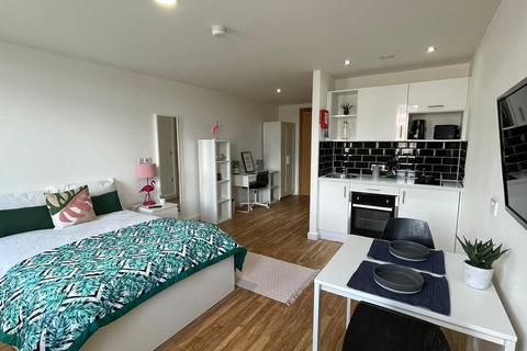 1 bedroom property to rent, The Studios, 25 Plaza Boulevard, Liverpool, L8