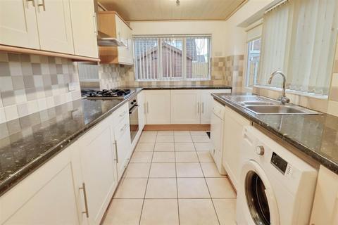 3 bedroom semi-detached house for sale, Palmerston Close, Haslington, Crewe
