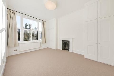 2 bedroom flat to rent, South Hill Park, London