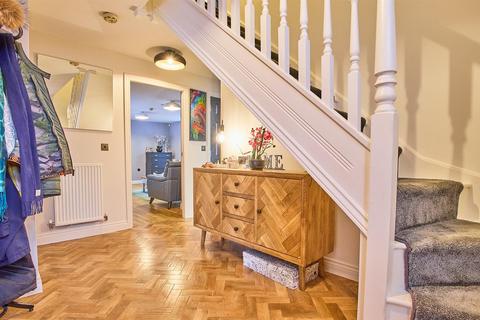 4 bedroom detached house for sale, Garner Close, Barwell