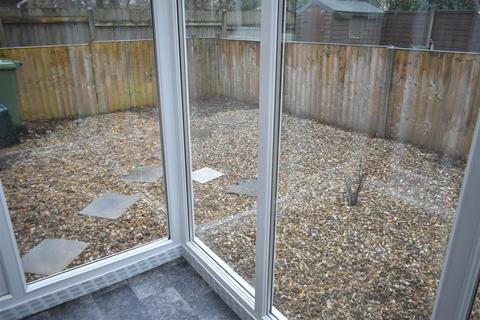 1 bedroom apartment to rent, Ash Close, Bristol BS37