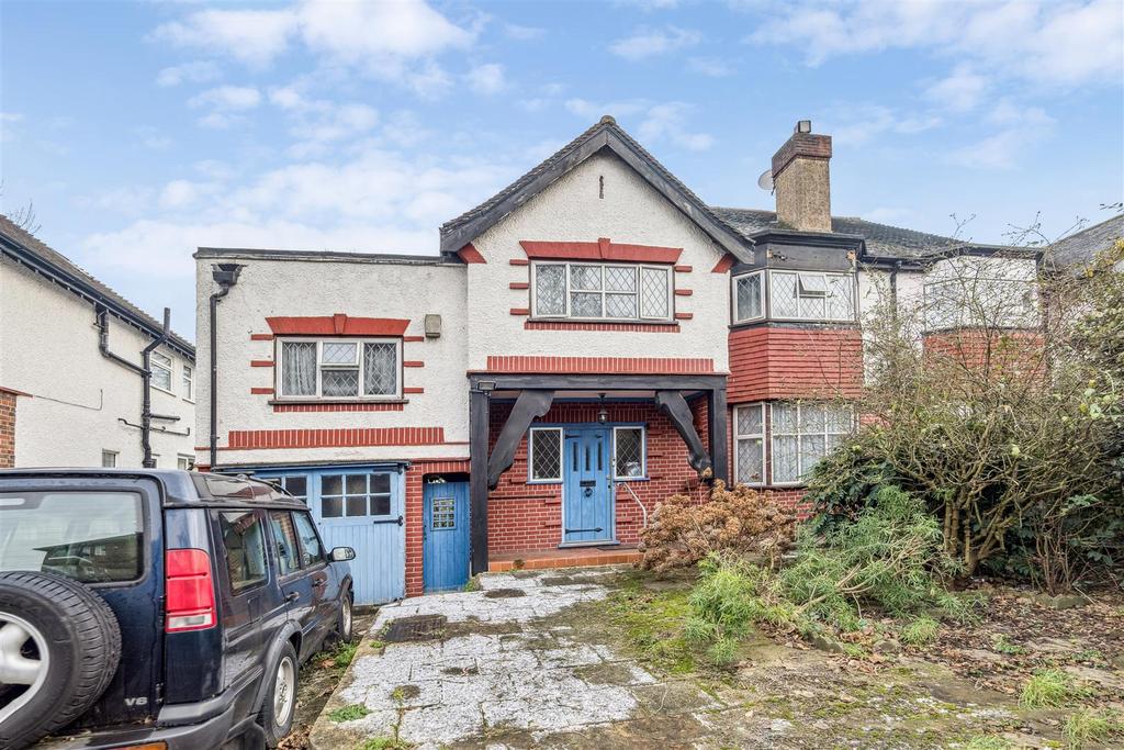 Sutton Court Road, W4 - FOR SALE