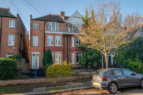 undefined, Oxford Road, Teddington, TW11