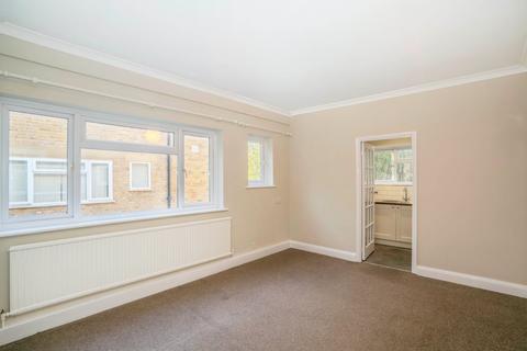 undefined, Oxford Road, Teddington, TW11