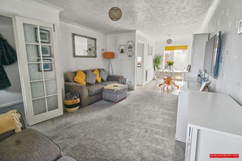 3 bedroom terraced house for sale, Snowdon Close, Eastbourne BN23