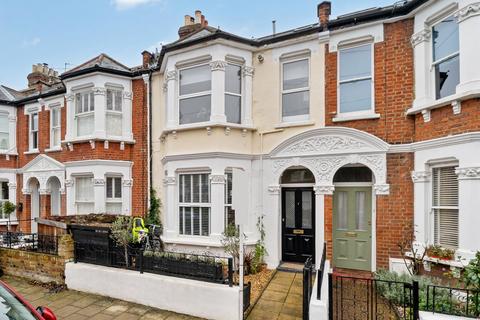 2 bedroom flat for sale, Whitehall Gardens, London W4