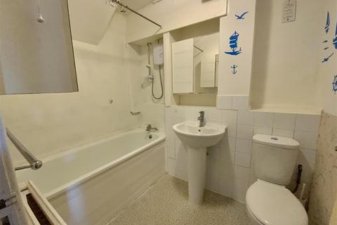 1 bedroom apartment for sale, Mayditch Place, Bradwell Common