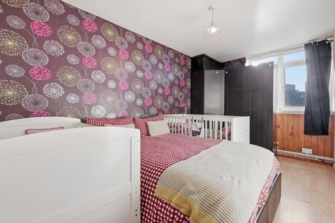 2 bedroom apartment for sale, Talbot House, Giraud Street, London, Greater London, E14