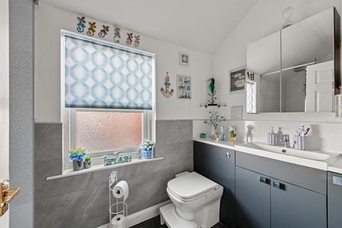 2 bedroom flat for sale, South Parade, Skegness PE25