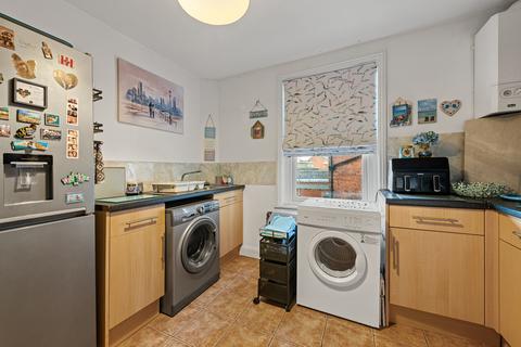 2 bedroom flat for sale, South Parade, Skegness PE25
