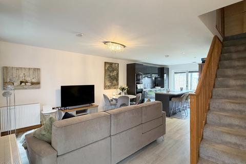 4 bedroom semi-detached house for sale, Forth Park Crescent, Kirkcaldy, KY2