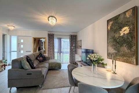 4 bedroom semi-detached house for sale, Forth Park Crescent, Kirkcaldy, KY2