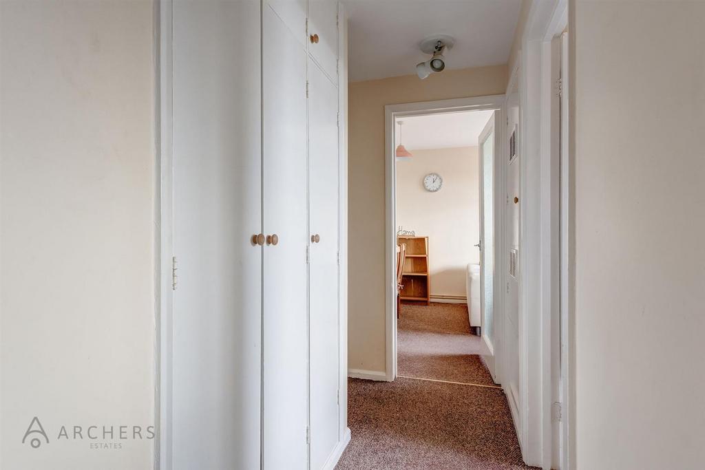 29 Hallam Grange Close(Interior)-1.jpg