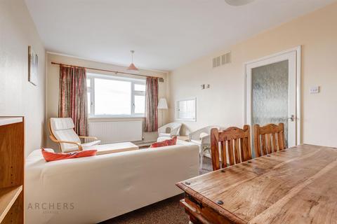 2 bedroom apartment to rent, Hallam Grange Close, Fulwood, Sheffield