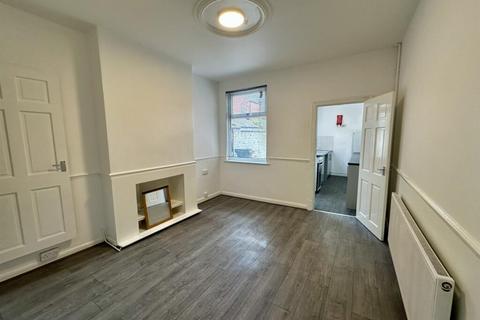 2 bedroom house to rent, Mountcastle Road, Leicester LE3