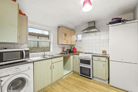 3 bedroom semi-detached house for sale, Hughenden Avenue, High Wycombe HP13