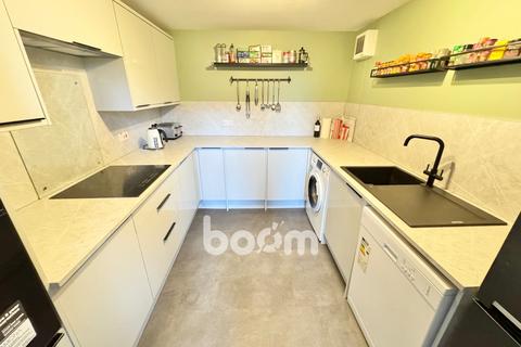 2 bedroom ground floor maisonette for sale, Buccleuch Street, Glasgow