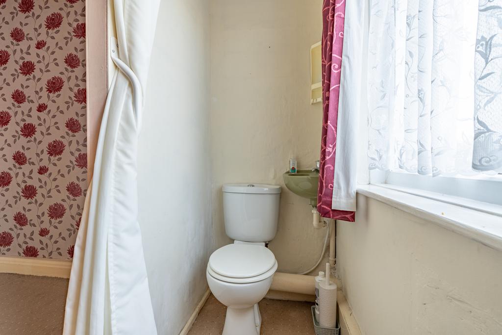 Easterlycresent25
