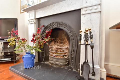 3 bedroom semi-detached house for sale, Albany Road, Sittingbourne, Kent