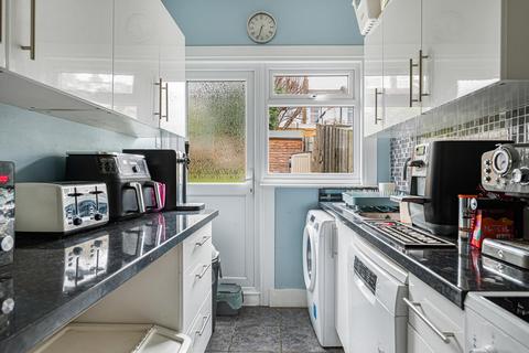 2 bedroom end of terrace house for sale, Liddon Road, Bromley