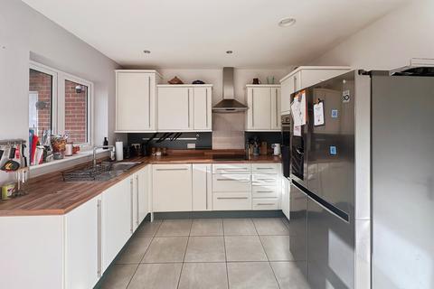 3 bedroom detached house for sale, Consort Gardens, East Cowes, Isle of Wight