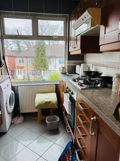 1 bedroom flat to rent, Hill Crescent, Harrow HA1