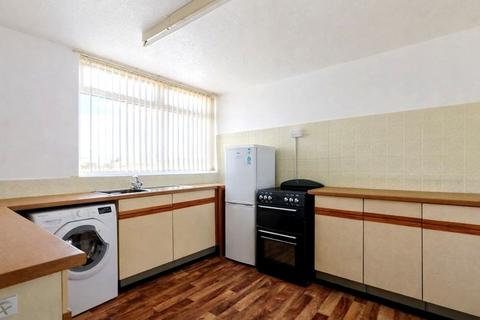 3 bedroom end of terrace house to rent, Aberdare Road, Middlesbrough, TS6