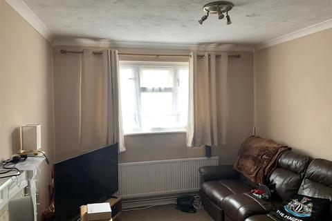 1 bedroom flat to rent, Mildmay Road, Stevenage