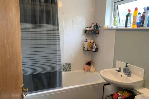 1 bedroom flat to rent, Mildmay Road, Stevenage