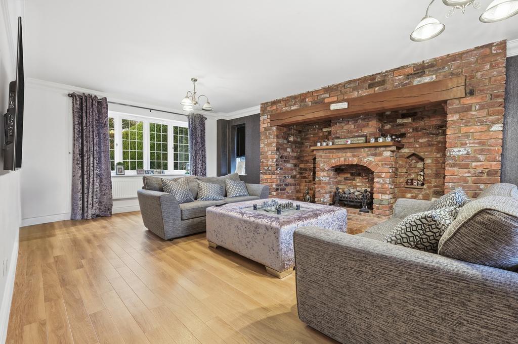 Formal Lounge