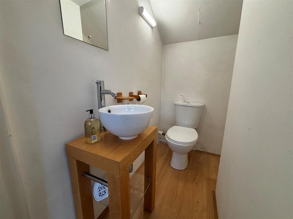 Upstairs WC