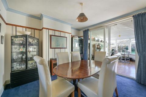 3 bedroom semi-detached house for sale, Redford Avenue, Coulsdon