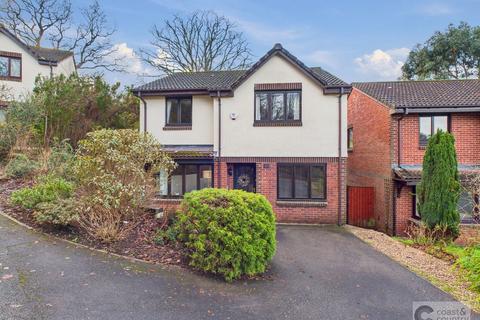 Larksmead Way, Ogwell